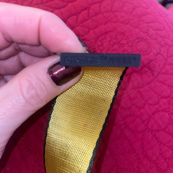 Construction Belt with center stitching. PERFECT, just not my style. - Picture 5 of 8